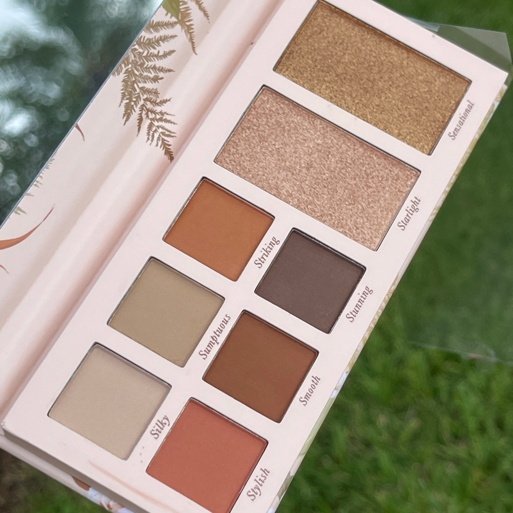 LAURA GELLER  Essentials Soft Satin 6 Matte Eyeshadow+2 Highlighter Pale…